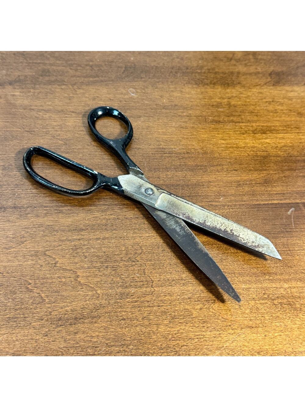 Vintage Sewing Scissors 7" Craft Metal